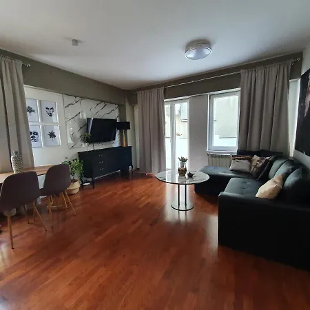 דירות 180M2 Two Floor Flat Skopje Center מראה חיצוני תמונה