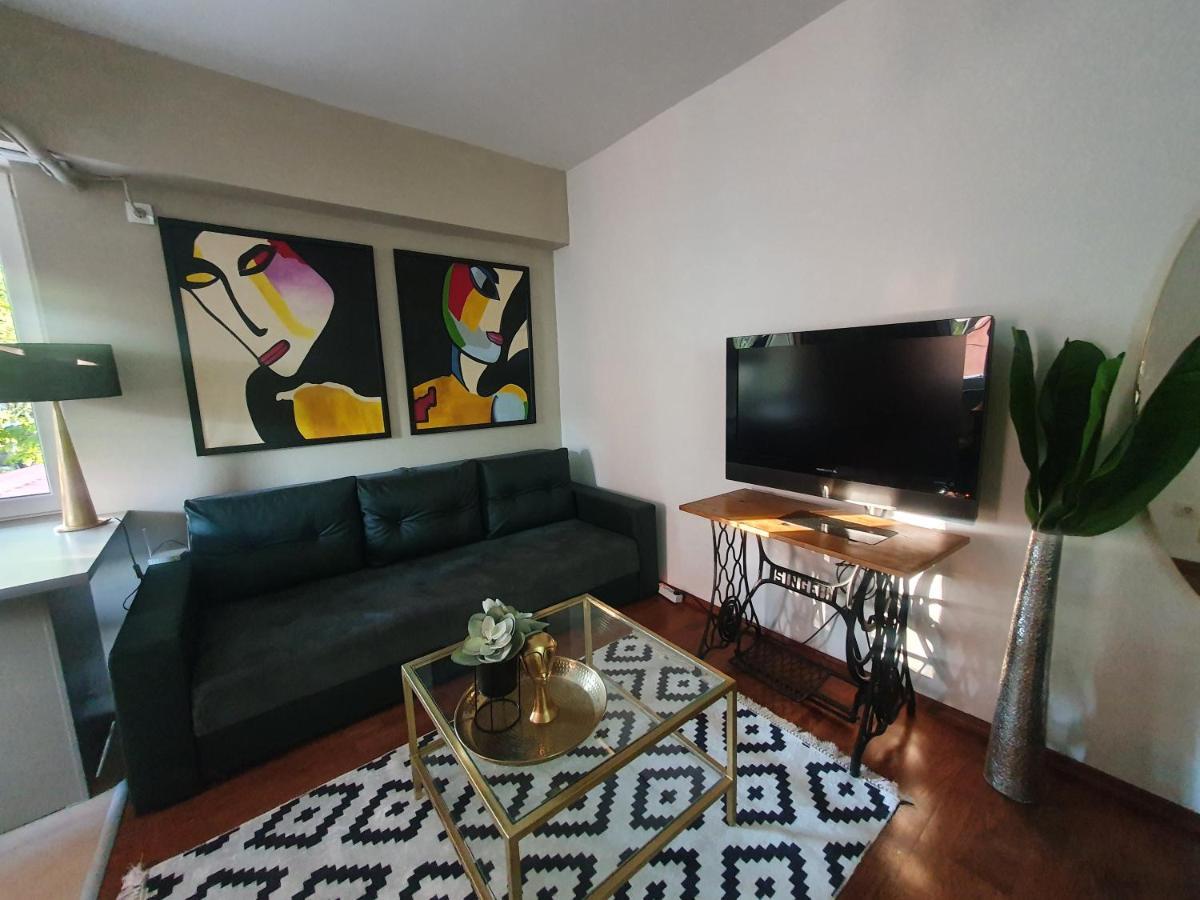180m2 Two Floor Flat Center *