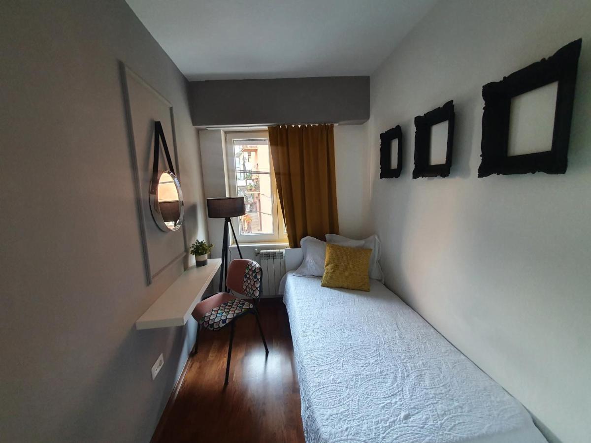 דירה 180m2 Two Floor Flat Center סקופיה